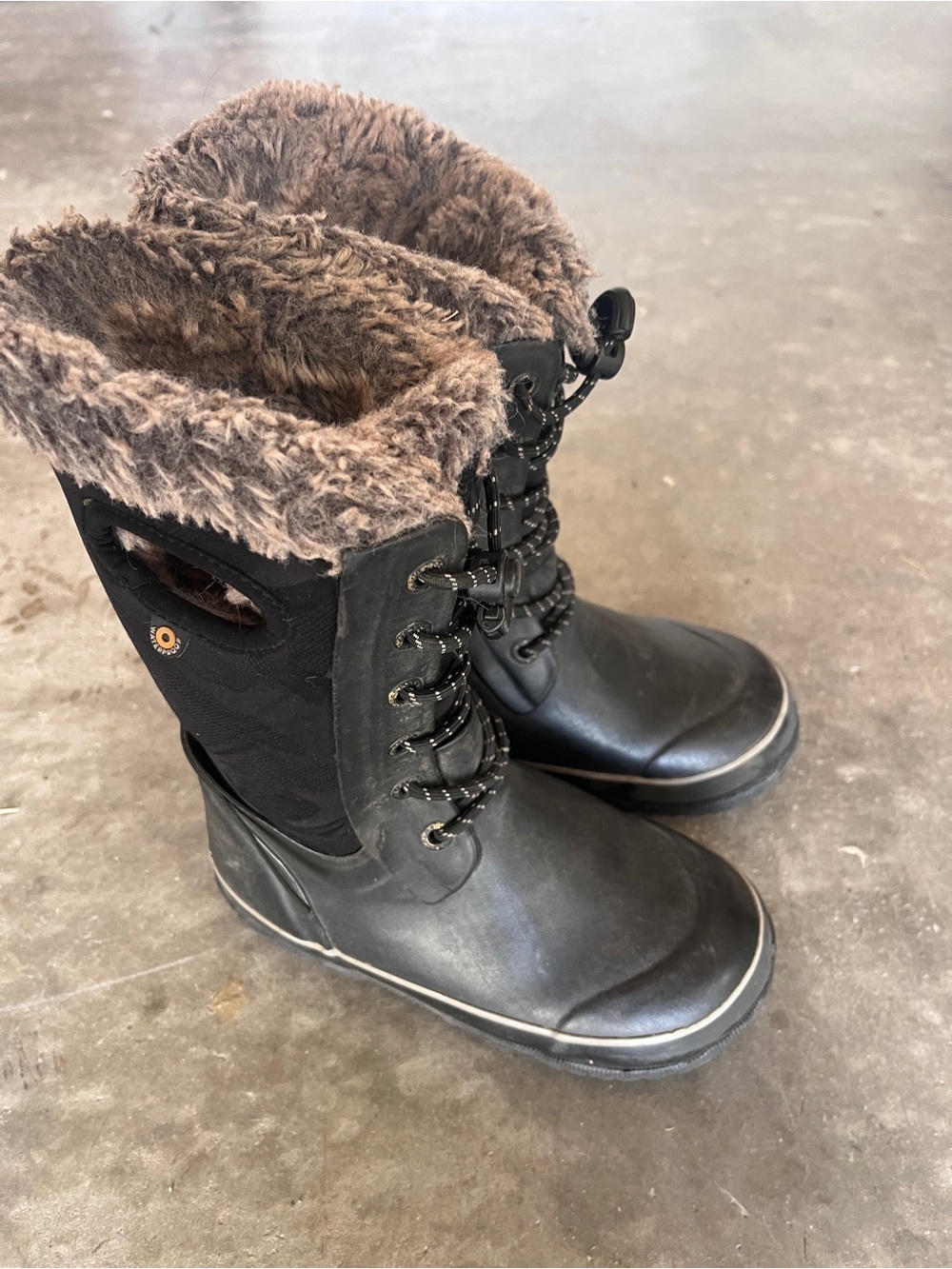 Bogs Arcata Kids Black Faux-Fur Cuffed Insulated Waterproof Winter Boots Size 1